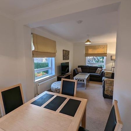 Two Bedroom Flat In Bridge Of Allan, Stirling Bagian luar foto